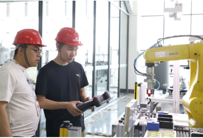 2025 Industrial Robot Technology Application Capability Improvement Advanced Training Course was held at Sino-German Dolang Group