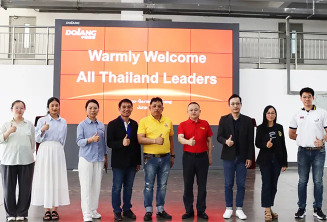 M. Chatsada Chunaurai, directeur technique du ministère du Travail de Thaïlande, a conduit une délégation pour visiter Dolang sino-allemand